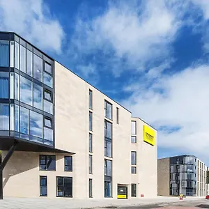 Destiny Student - Holyrood Apartment Edinburgh